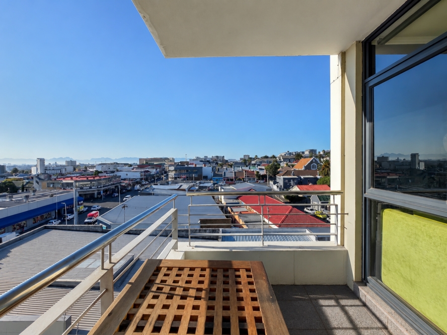 2 Bedroom Property for Sale in Woodstock Western Cape